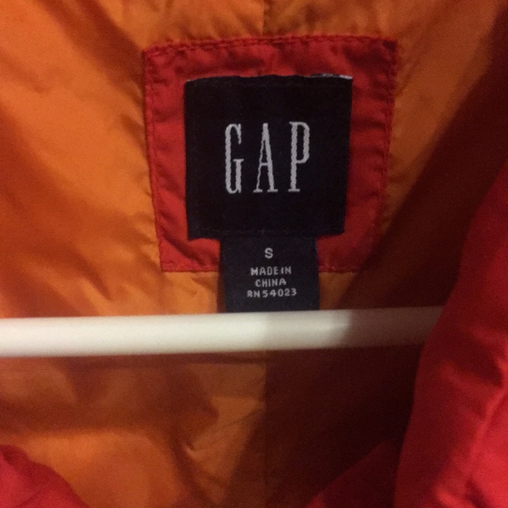 GAP down vest - Picture 2 of 4